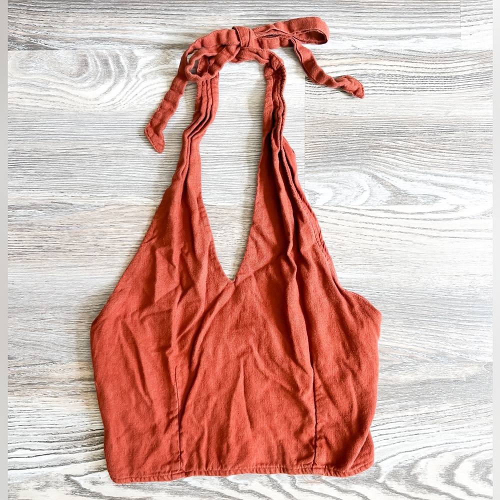 Abercrombie & Fitch Rust Halter Crop Top